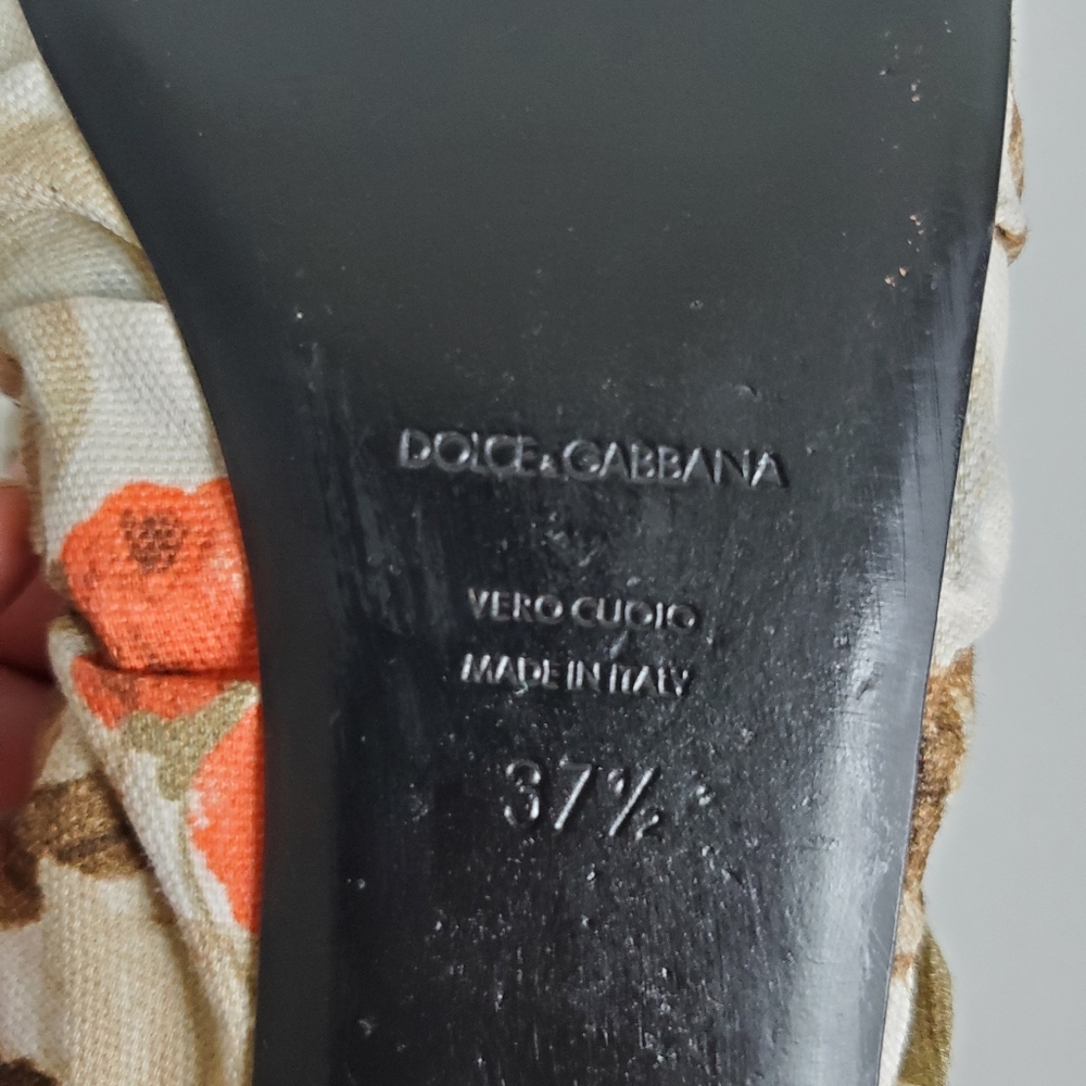 Dolce & Gabbana Ballerina Flat shoe size 37 1/2. - Picture 13 of 15